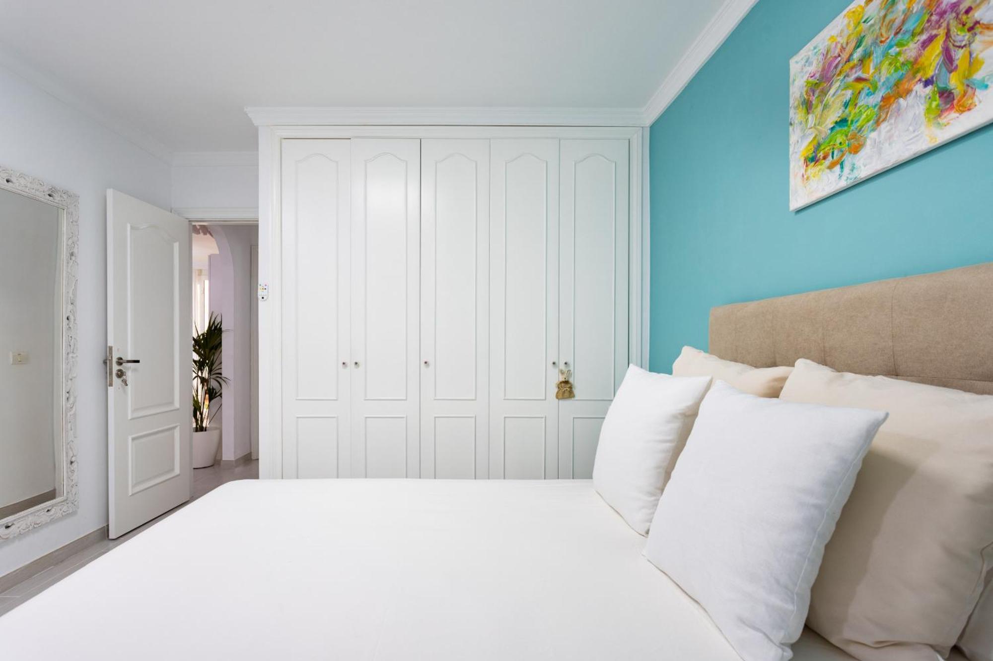 Eden Rentals Sunset Seaviews Residence Адехе Екстериор снимка