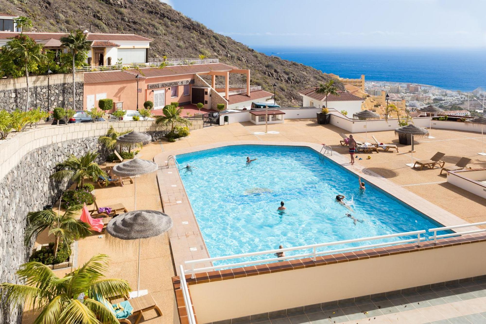 Eden Rentals Sunset Seaviews Residence Адехе Екстериор снимка